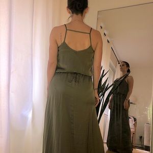 Olive green low back flowy dress - so comfortable 💚